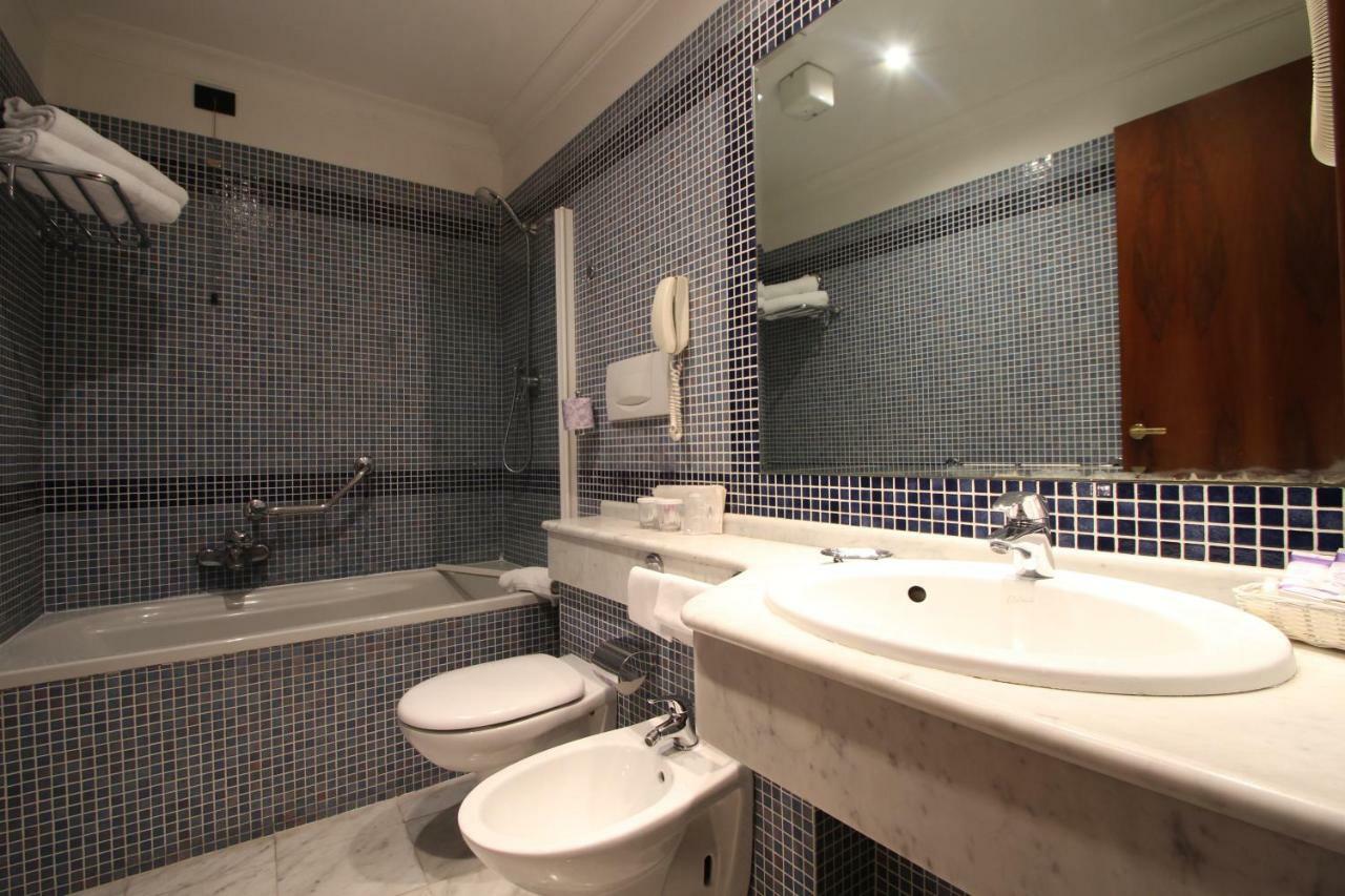 Hotel Portoghesi Roma Dış mekan fotoğraf