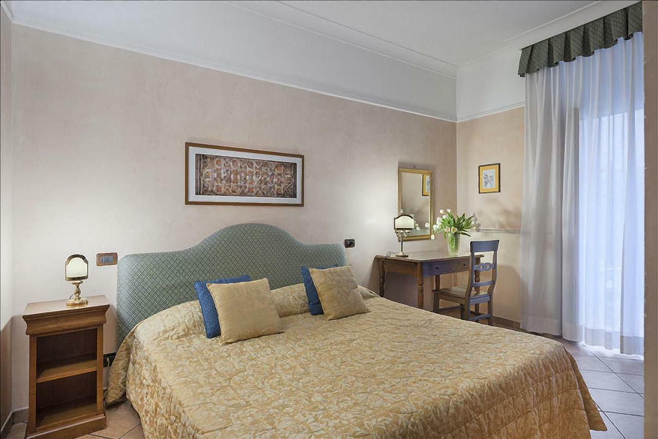Hotel Portoghesi Roma Dış mekan fotoğraf